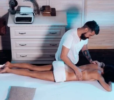 Professional sexual massage for women by professional & licensed male to female massage therapist in Mumbai